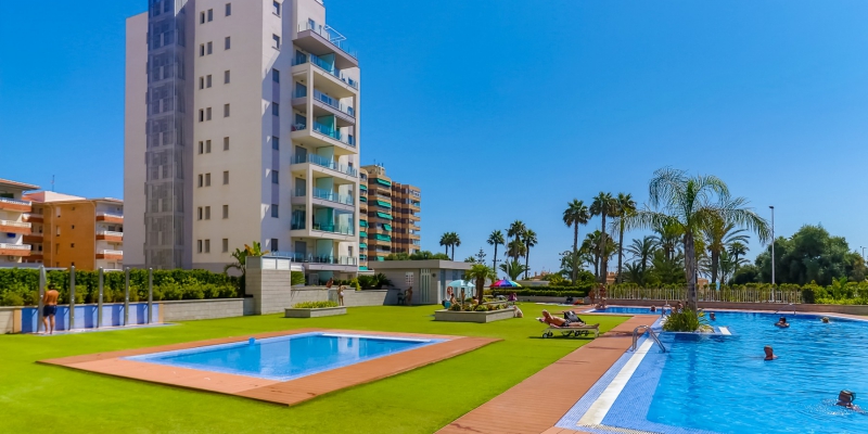 Incredible sea views in the best front line apartments urbanization in La Mata