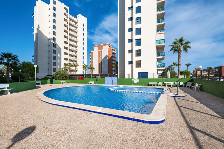 Resale - Apartment/Bungalow - Torrevieja  - La Veleta