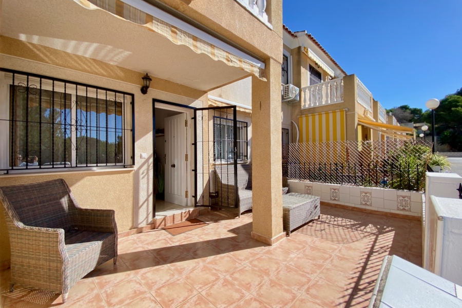 Resale - Lägenhet / Bungalow  - Torrevieja  - Los Balcones