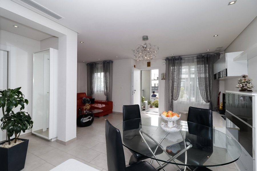 Resale - Duplex / Adosado - Torrevieja  - Aguas Nuevas