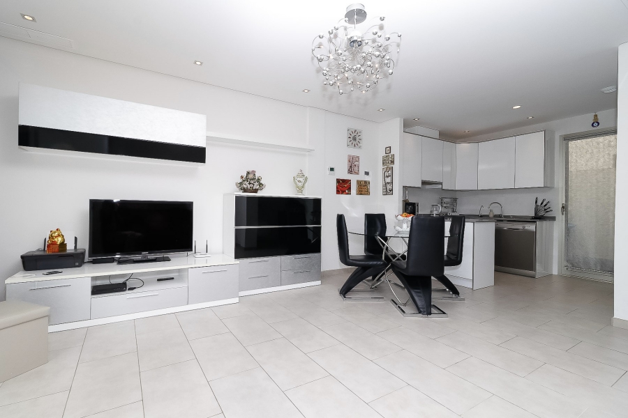 Resale - Duplex / Adosado - Torrevieja  - Aguas Nuevas
