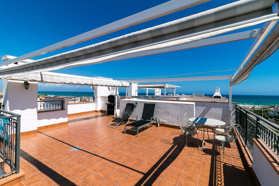 Resale - Lägenhet / Bungalow  - Torrevieja  - Azul Beach