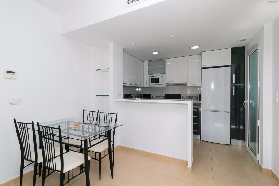 Resale - Lägenhet / Bungalow  - Torrevieja  - Azul Beach