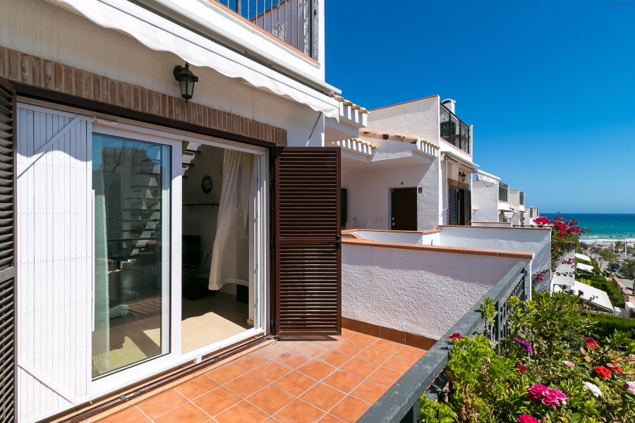 Resale - Lägenhet / Bungalow  - Torrevieja  - Azul Beach