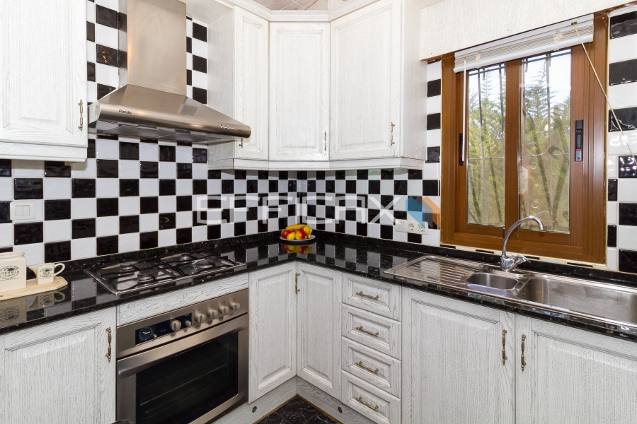 Resale - Villa - Torrevieja  - San Luis