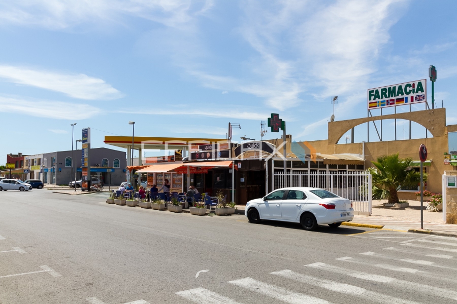 Resale - Villa - Torrevieja  - San Luis