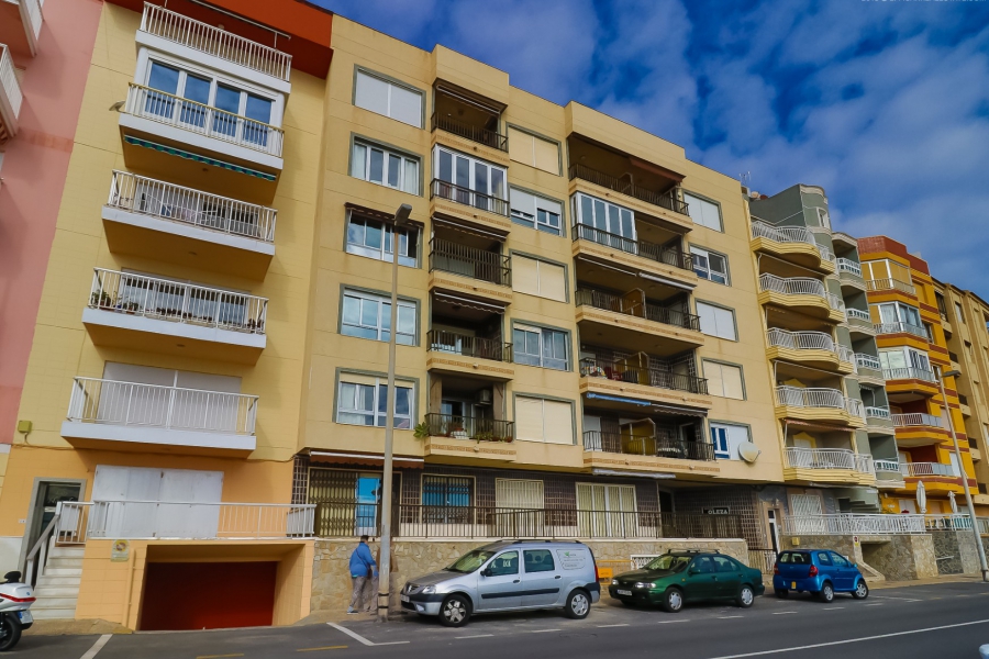 Resale - Apartment/Bungalow - Torrevieja  - Los Locos