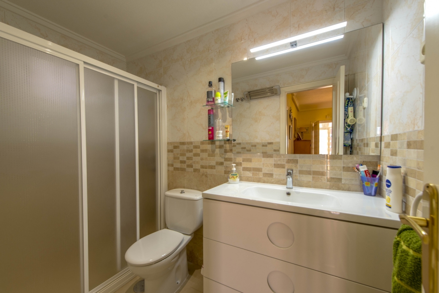 Resale - Apartamento/Bungalow - Torrevieja  - La Veleta