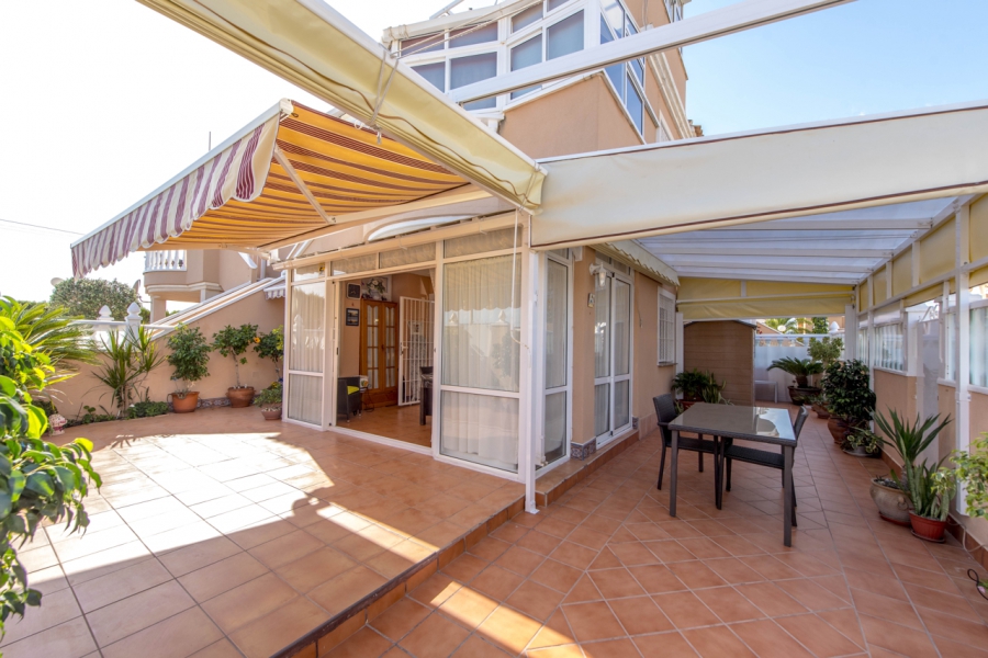 Resale - Apartamento/Bungalow - Torrevieja  - La Veleta