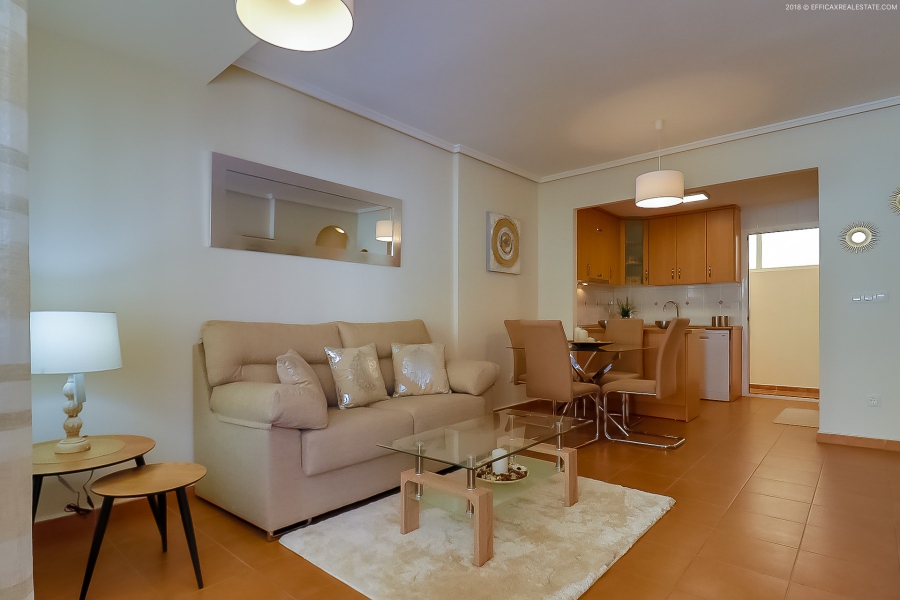 Resale - Duplex / Adosado - Torrevieja  - Aguas Nuevas