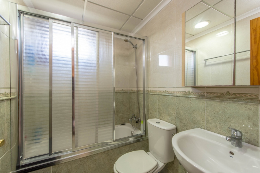 Resale - Villa - Torrevieja  - La Mata