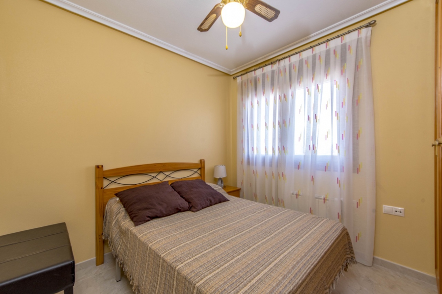 Resale - Villa - Torrevieja  - La Mata