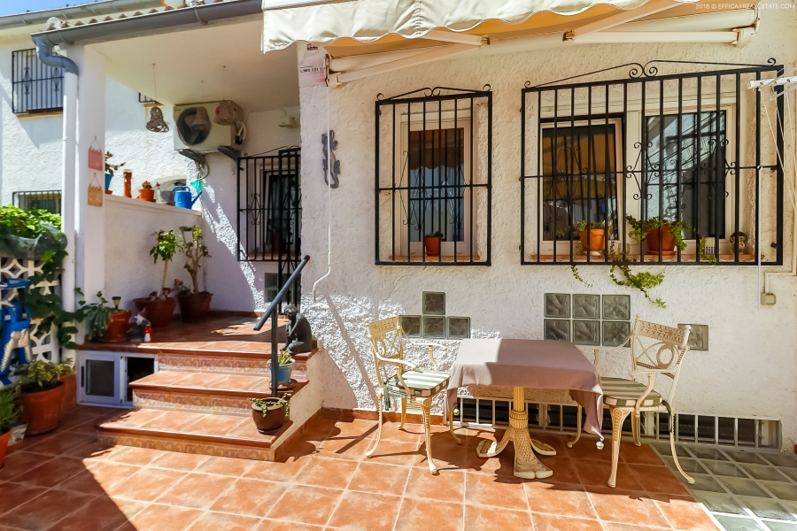Resale - Lägenhet / Bungalow  - Torrevieja  - Lomas del Mar