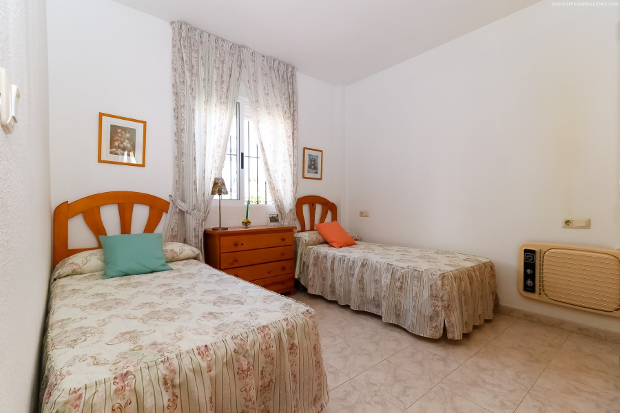 Resale - Apartamento/Bungalow - Torrevieja  - Molino Blanco