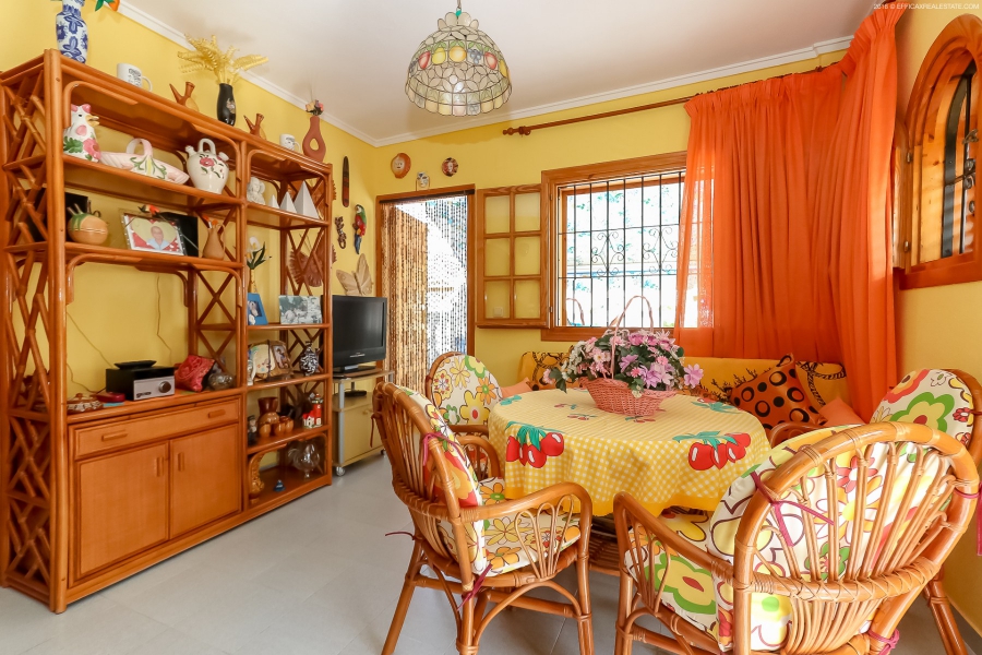 Resale - Apartamento/Bungalow - Torrevieja  - Lomas del Mar