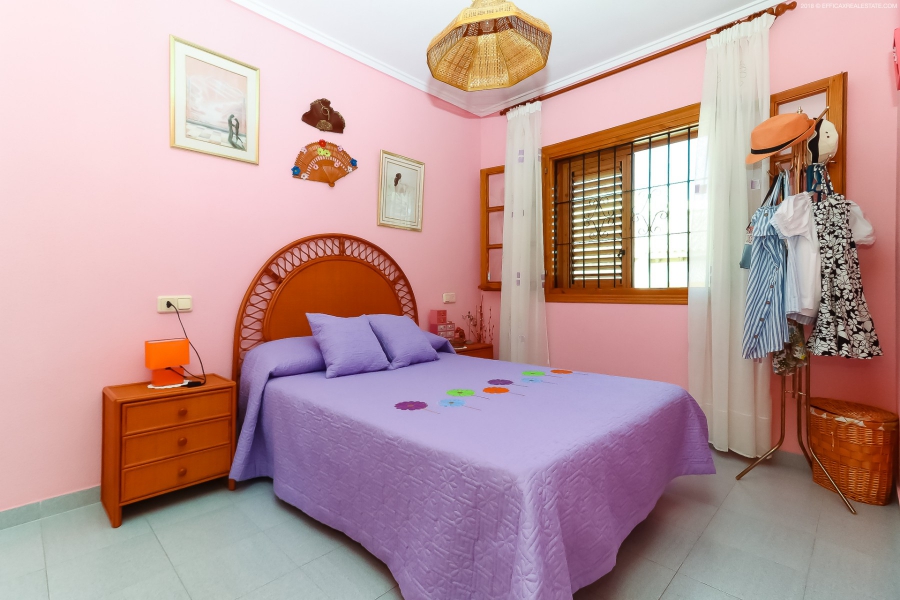 Resale - Apartamento/Bungalow - Torrevieja  - Lomas del Mar
