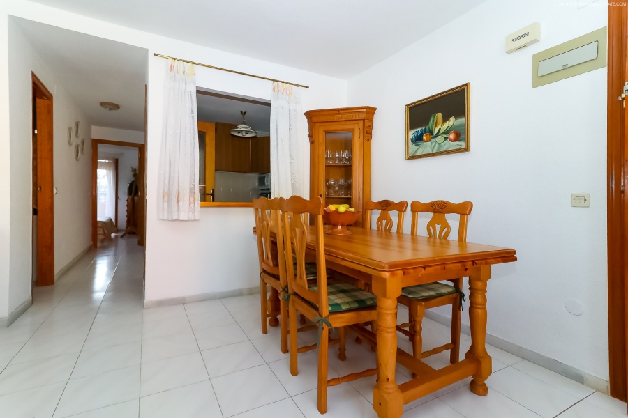 Resale - Lägenhet / Bungalow  - Torrevieja  - La Mata