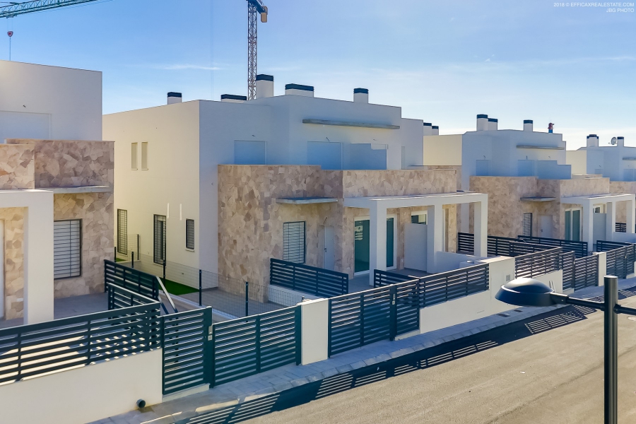 Nueva construcción  - Villa / Semi-adosado - Torrevieja  - Aguas Nuevas