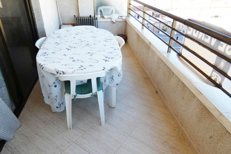 Resale - Lägenhet / Bungalow  - Guardamar del Segura - El Raso