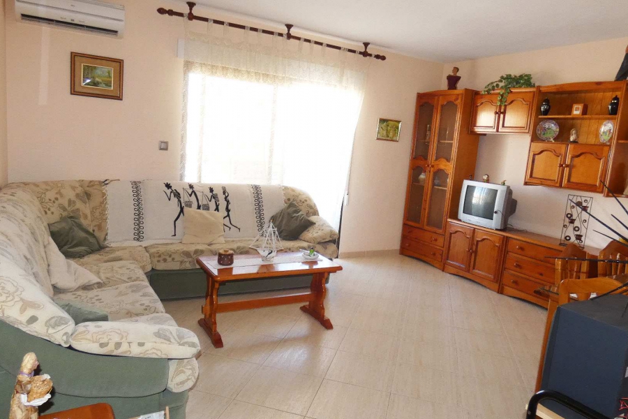 Resale - Lägenhet / Bungalow  - Guardamar del Segura - El Raso