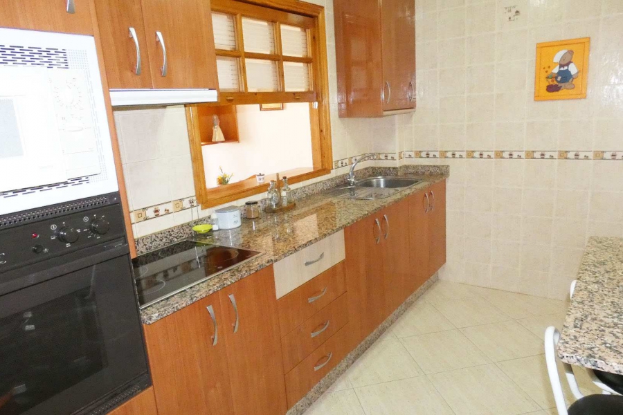 Resale - Lägenhet / Bungalow  - Guardamar del Segura - El Raso