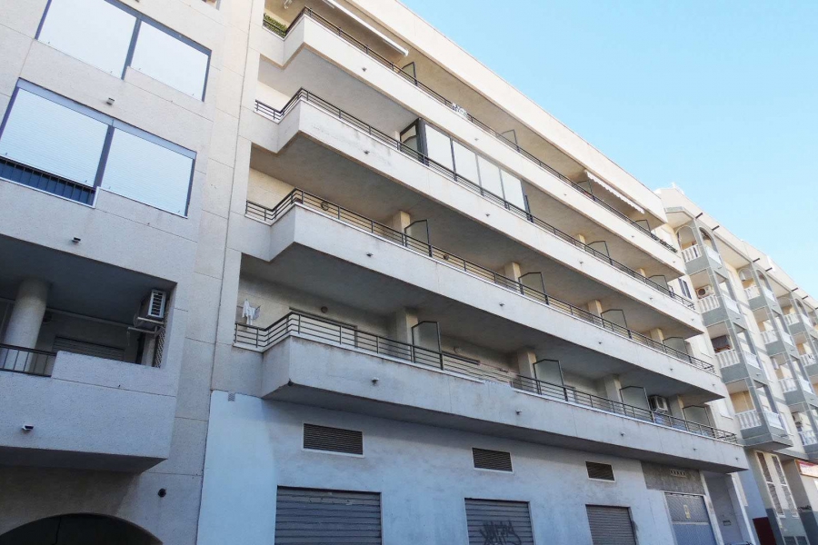Resale - Lägenhet / Bungalow  - Guardamar del Segura - El Raso