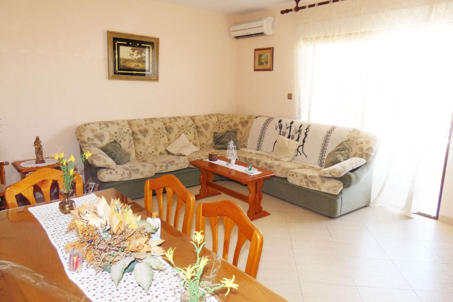 Resale - Lägenhet / Bungalow  - Guardamar del Segura - El Raso