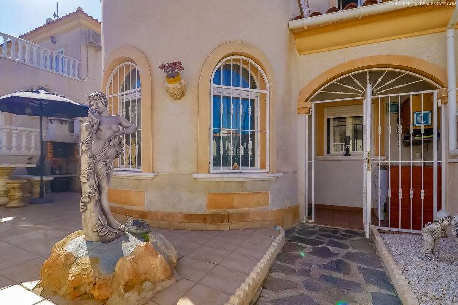 Resale - Townhouse / Duplex - Torrevieja  - Aguas Nuevas II