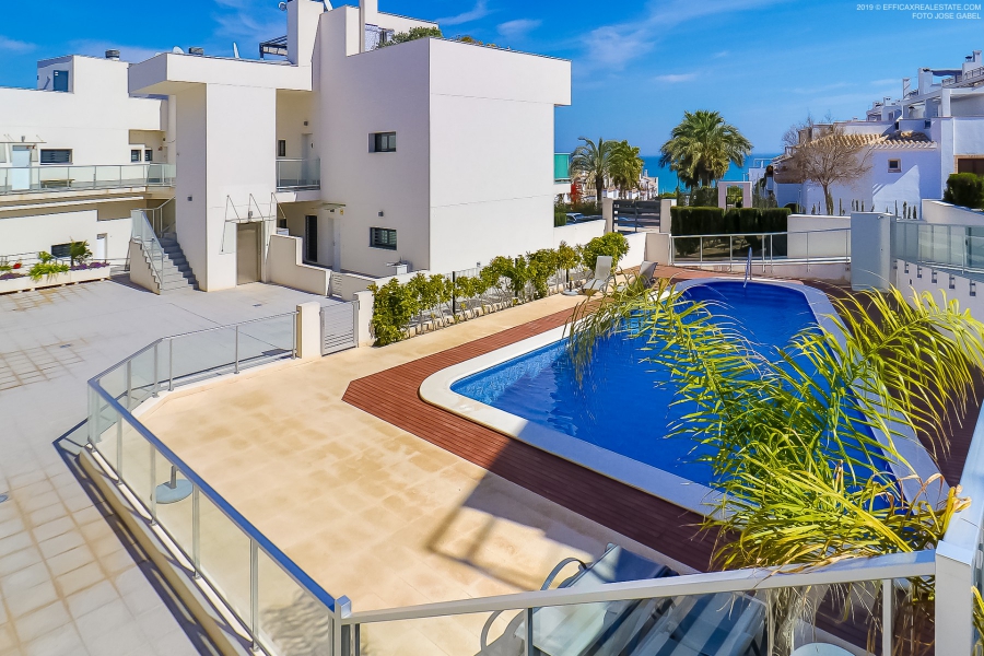 Resale - Apartamento/Bungalow - Torrevieja  - La Mata