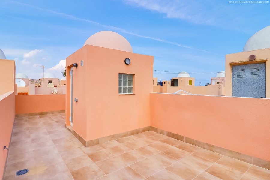 Resale - Duplex / Adosado - Torrevieja  - La Rosaleda - Los Frutales