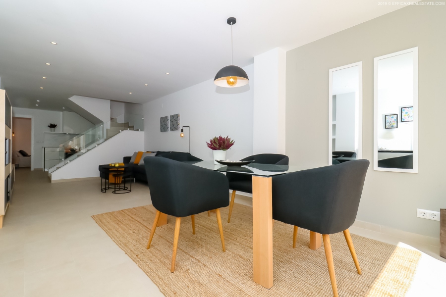 Resale - Duplex / Adosado - Torrevieja  - La Rosaleda - Los Frutales