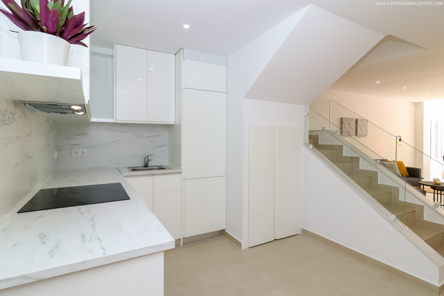 Resale - Duplex / Adosado - Torrevieja  - La Rosaleda - Los Frutales