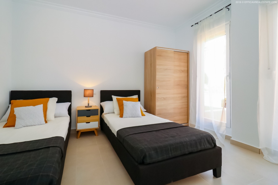 Resale - Duplex / Adosado - Torrevieja  - La Rosaleda - Los Frutales