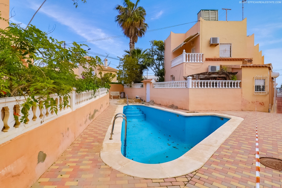 Resale - Duplex / Adosado - Torrevieja  - La Rosaleda - Los Frutales