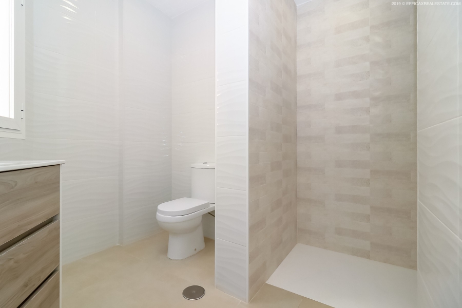 Resale - Duplex / Adosado - Torrevieja  - La Rosaleda - Los Frutales