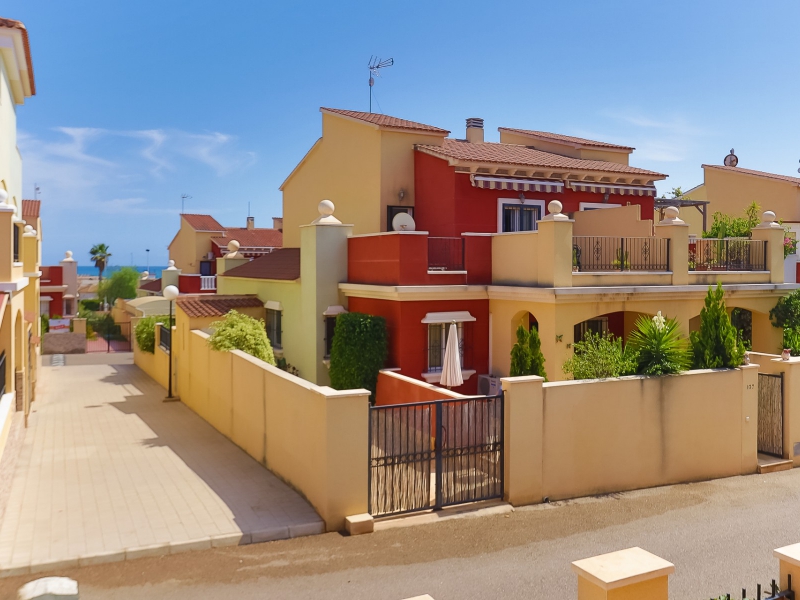 Rekkehus / Duplex - Bruktboliger - Torrevieja  - EG00604