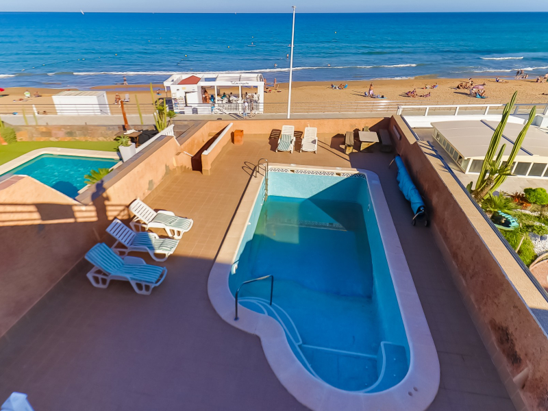 Вилла - Вторичный рынок - Torrevieja  - E00710 SOLD