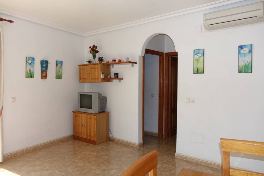 Resale - Lägenhet / Bungalow  - Orihuela Costa - Cabo Roig