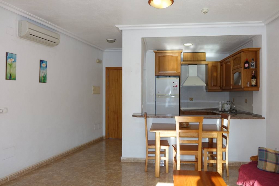Resale - Lägenhet / Bungalow  - Orihuela Costa - Cabo Roig