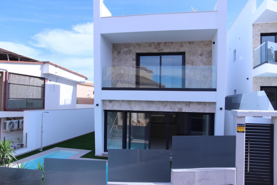 New Build - Villa / Semi detached - Torrevieja  - La Mata