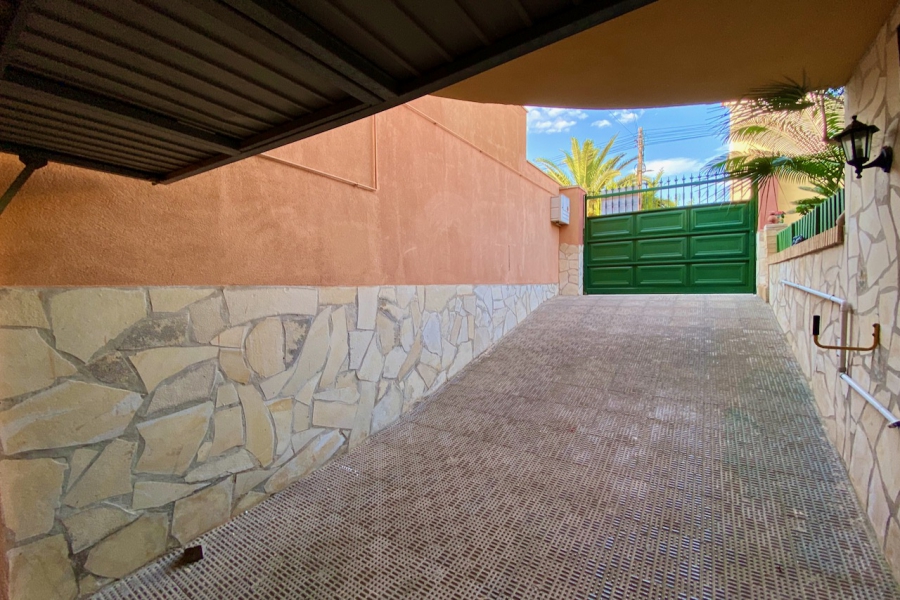 Bruktboliger - Villa - Torrevieja  - Aguas Nuevas