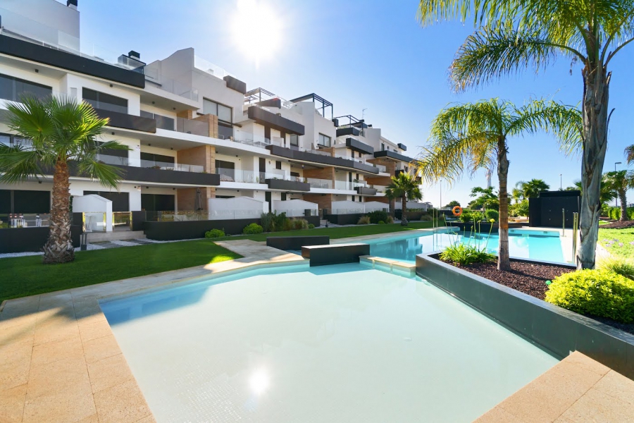 Resale - Lägenhet / Bungalow  - Orihuela Costa - Los Dolses