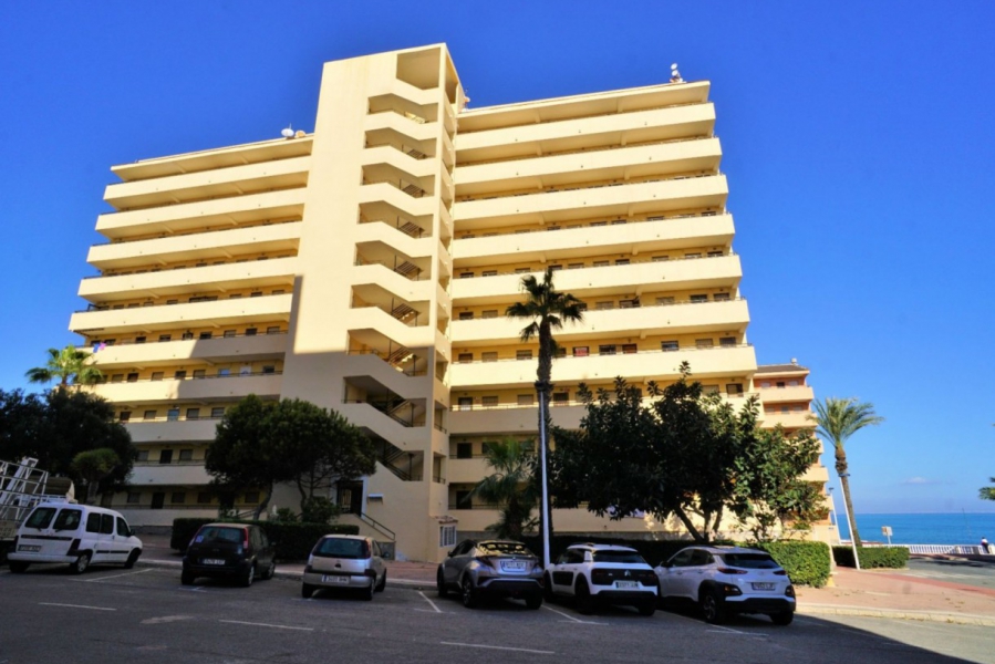 Resale - Lägenhet / Bungalow  - Torrevieja  - Cabo Cervera