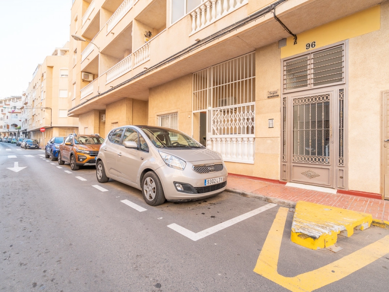 Dzīvoklis/Bungalo - Pārdošana pēc lietošanas - Torrevieja  - EP4120