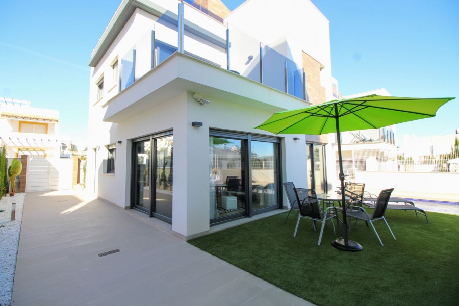 Bruktboliger - Villa - Orihuela Costa - Blue Lagoon