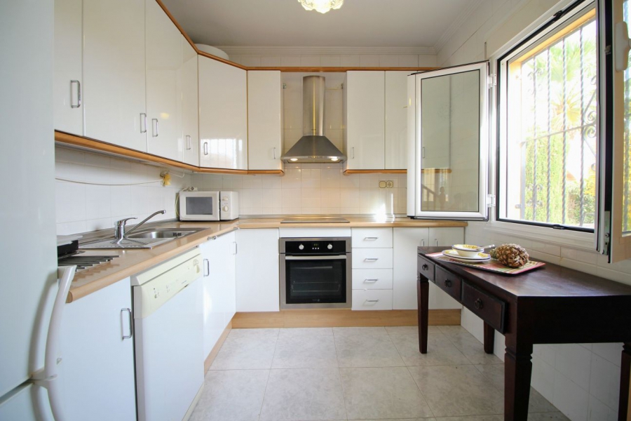 Resale - Villa - Torrevieja  - Los Balcones
