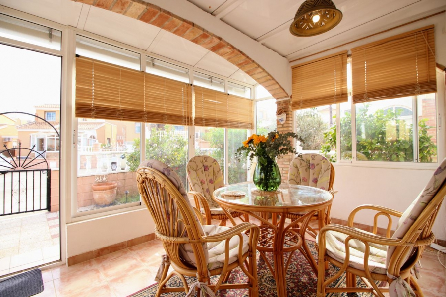 Resale - Villa - Torrevieja  - Los Balcones