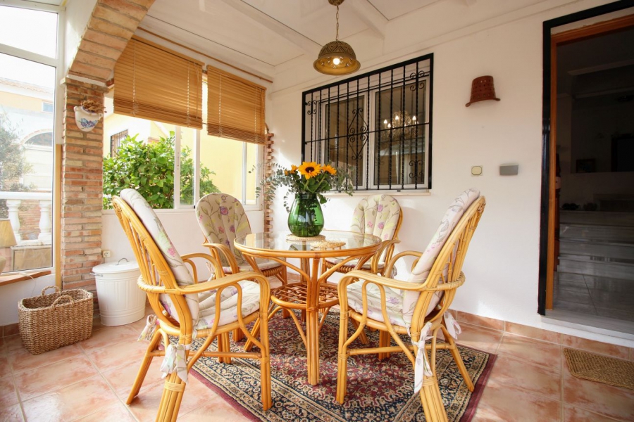 Resale - Villa - Torrevieja  - Los Balcones