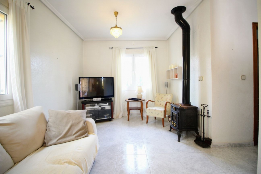 Resale - Villa - Torrevieja  - Los Balcones