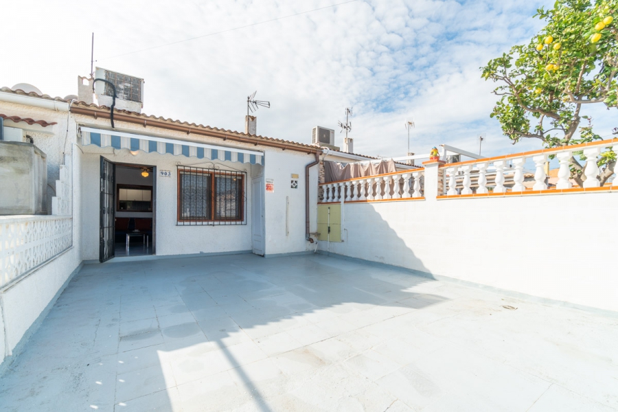 Resale - Townhouse / Duplex - Torrevieja  - El Limonar